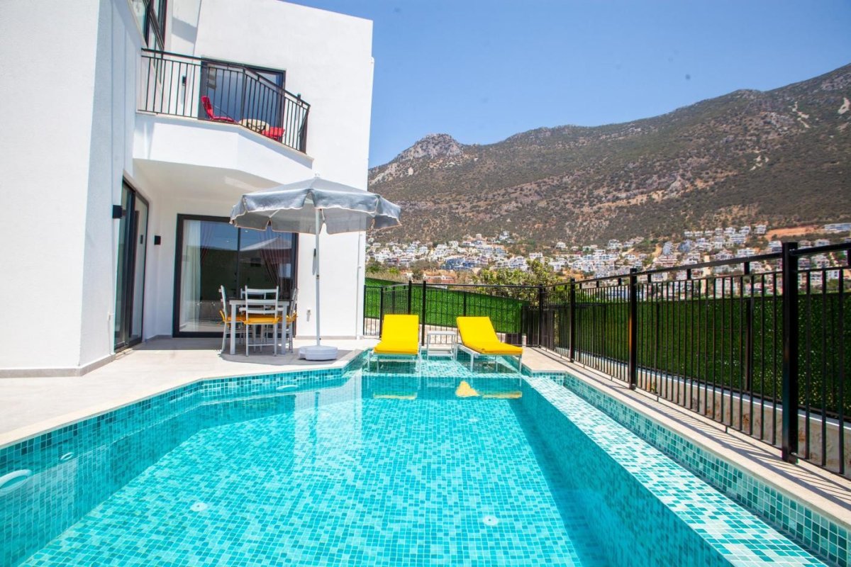 VİLLA GÜNEY KALKAN
