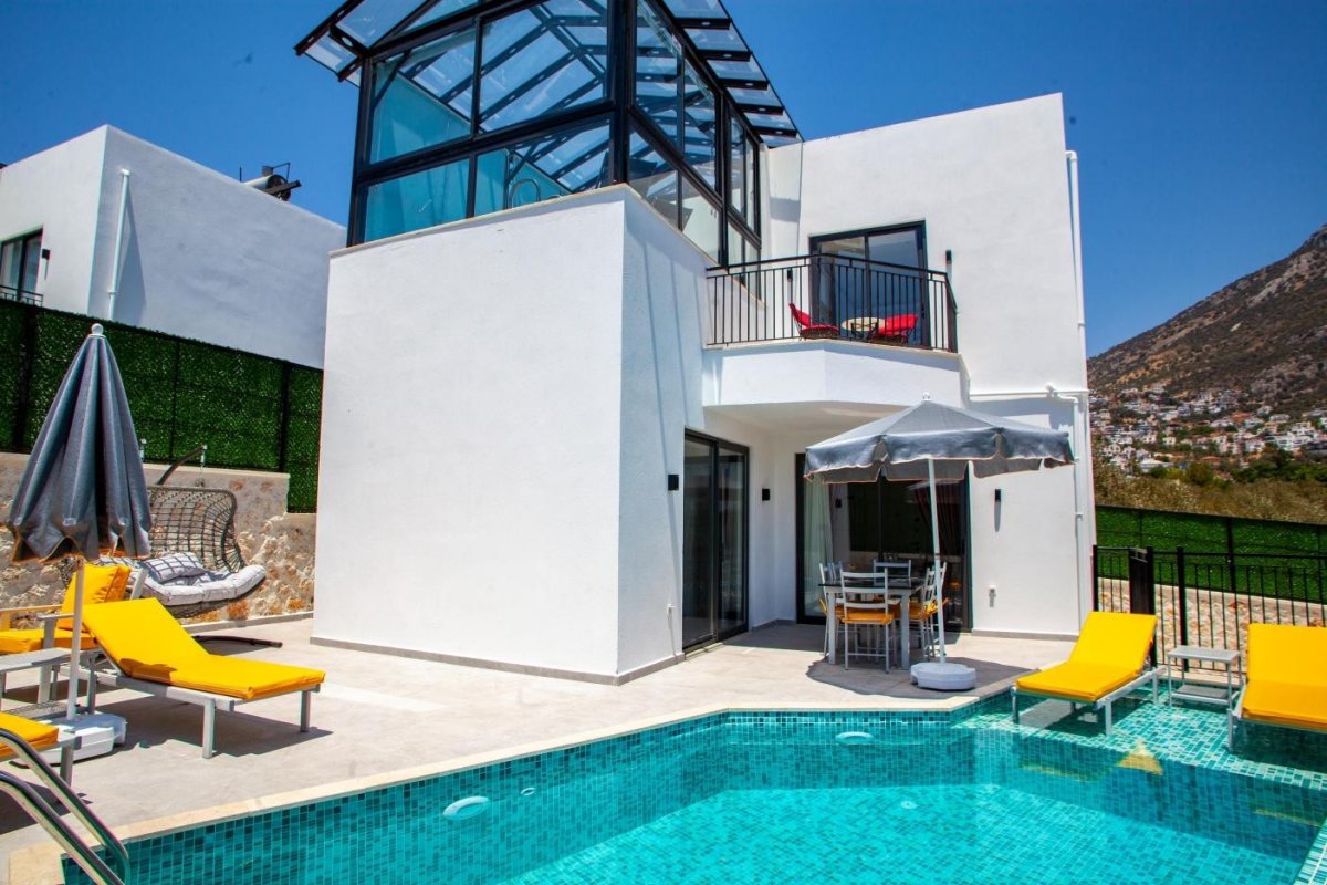 VİLLA GÜNEY KALKAN